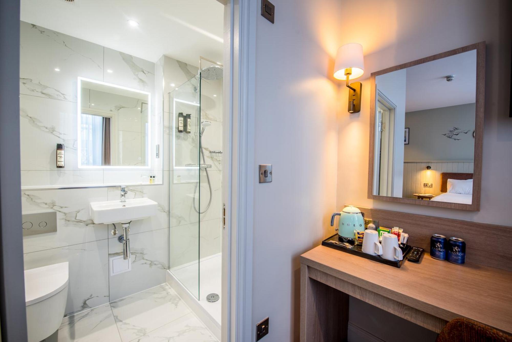 Imperial Hotel Tenby Ngoại thất bức ảnh